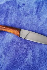 Couteau d'office, acier inox 14c28n,  longueur 20cm avec 9cm de tranchant, je ne vais pas m'avancer sur la nature du bois car il provient d'un client.
#knif...