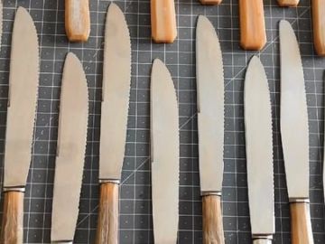 Un petit avant/après, petit changement pour des manches en olivier 🤓

#knives #bois #france